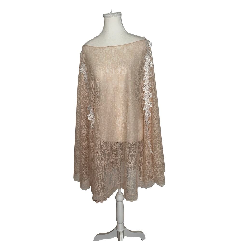 Handmade Lace Poncho from Vintage Lace - Picture 5 of 9